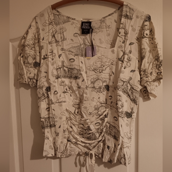 Lord of the Rings Her Universe blouse - Picture 6 of 6
